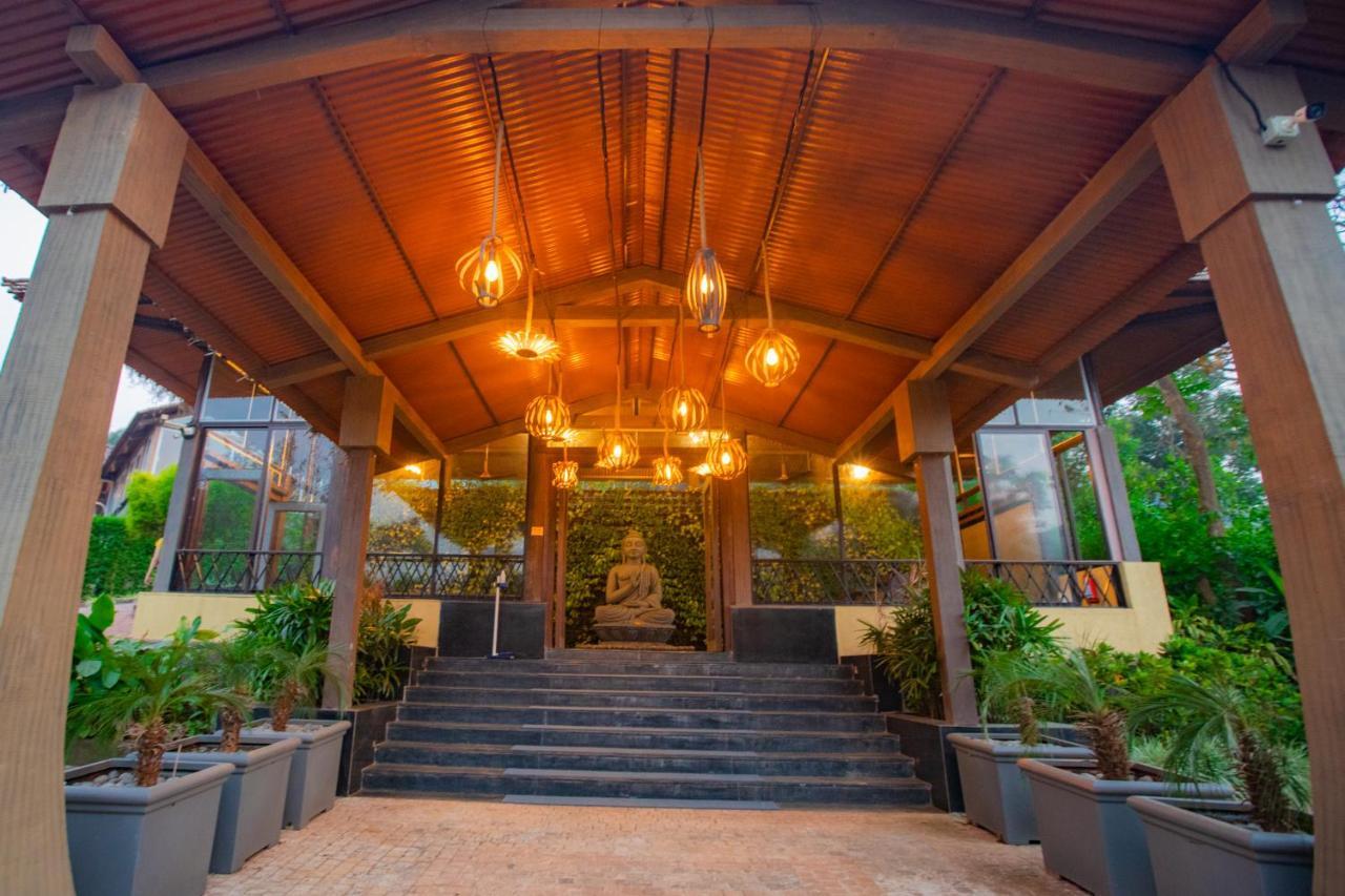 Encore A Boutique Resort Mulshi Extérieur photo